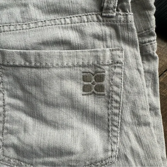 🌟SOLD🌟Bundle of 5 Women's Pants Collection - Picture 5 of 16